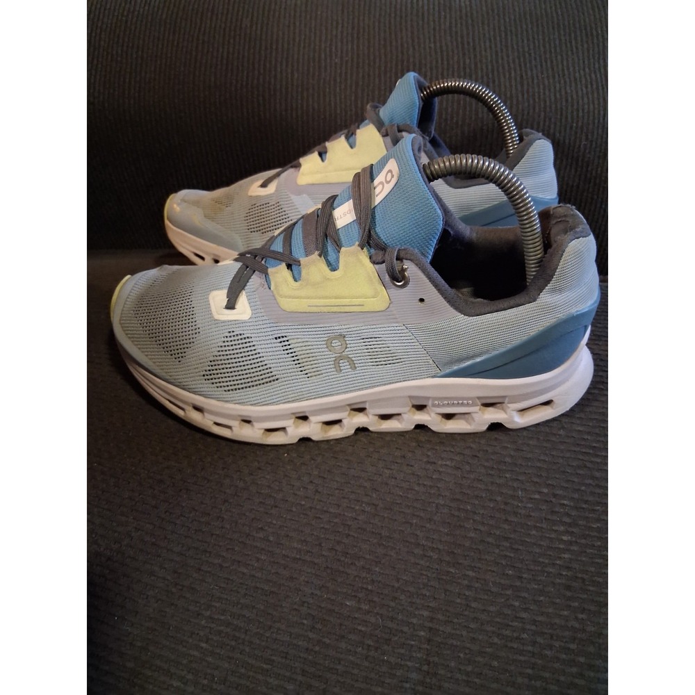 On Cloudstratus Women's Size 9.5 Running Shoes‎ Blue Green Athletic Low Sneakers